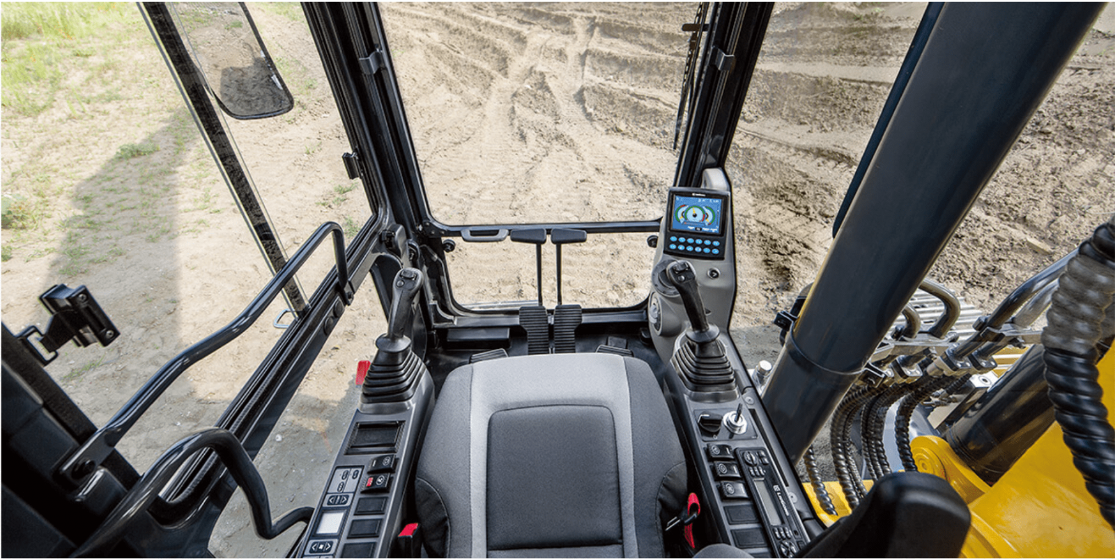 Máy Xúc Đào Bánh Xích LiuGong CLG922E - Giải Pháp Hoàn Hảo Cho Mọi Công Trình